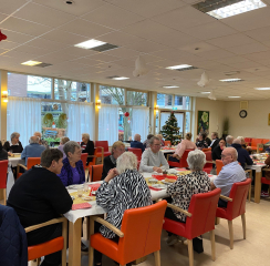 Kerstlunch in de Arendshorst een mooi feestje